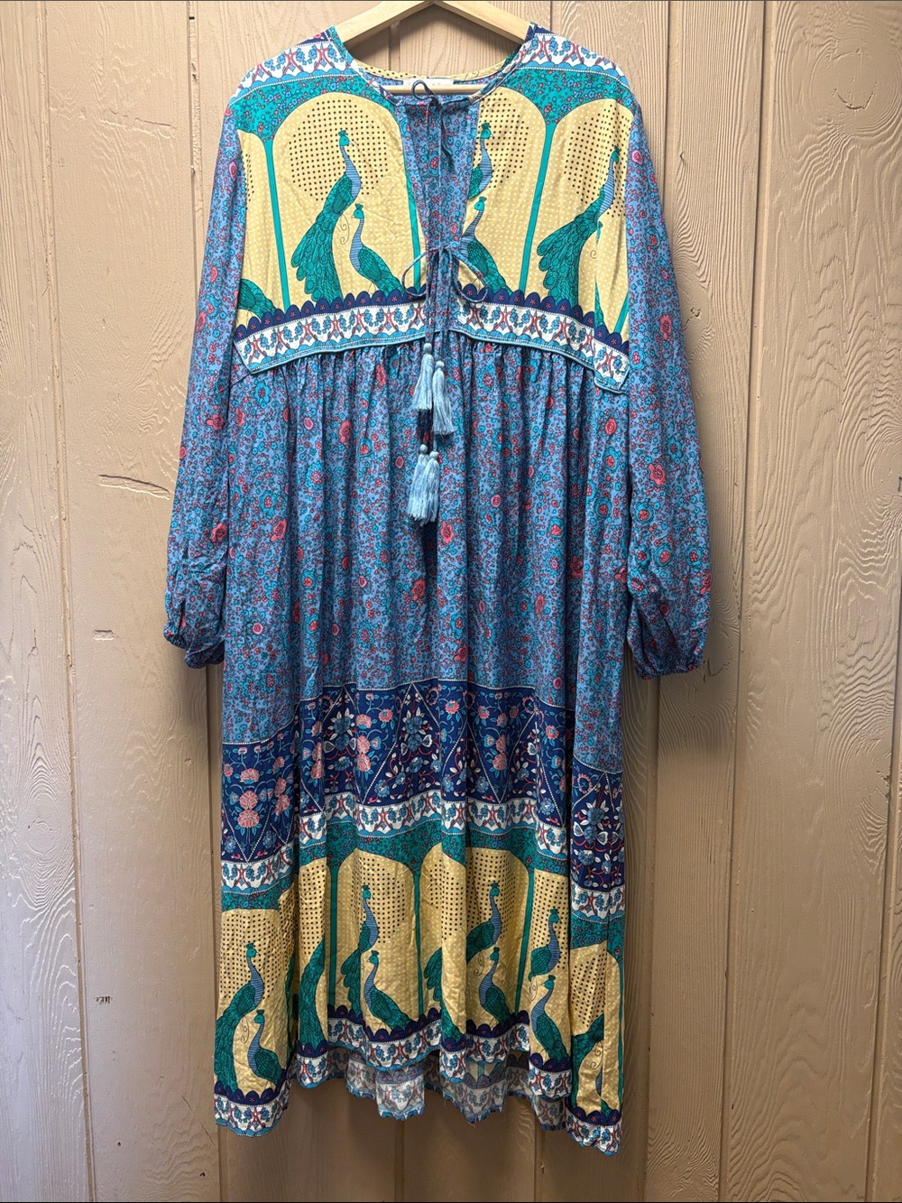 R Vivimos Dress